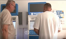Afër 30 vite punë, shërbyesit civilë me 550 euro pagë – kërkojnë rritje Afër 30 vite punë, shërbyesit civilë me 550 euro pagë – kërkojnë rritje