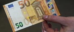 Nën kërcënimin e thikës, një burri në Gjakovë i grabiten 50 euro Nën kërcënimin e thikës, një burri në Gjakovë i grabiten 50 euro