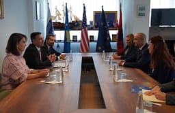 Shefi i EULEX-it vlerëson SHKK-në: Lider jo vetëm në rajon, por edhe shembull për shtetet evropiane Shefi i EULEX-it vlerëson SHKK-në: Lider jo vetëm në rajon, por edhe shembull për shtetet evropiane