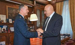 Komandanti i Forcave Aleate për Evropë diskuton në Romë për “aktivitetet e NATO-s” në Kosovë Komandanti i Forcave Aleate për Evropë diskuton në Romë për “aktivitetet e NATO-s” në Kosovë