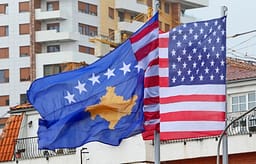 Ambasada e SHBA për “optimizimin” e forcave të KFOR-it: Të koordinohet ngushtë me të gjitha palët Ambasada e SHBA për “optimizimin” e forcave të KFOR-it: Të koordinohet ngushtë me të gjitha palët