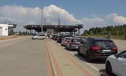 Kolona në dalje nga Kosova, kjo është gjendja në pikat kufitare Kolona në dalje nga Kosova, kjo është gjendja në pikat kufitare