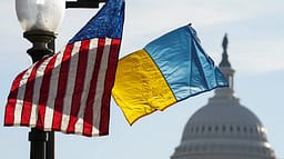 Zyrtari ukrainas për sanksionet në Uashington teksa ligji për Rusinë përballet me pengesa Zyrtari ukrainas për sanksionet në Uashington teksa ligji për Rusinë përballet me pengesa