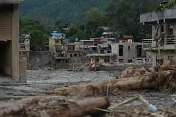 Mbërrin në 538 numri i viktimave të përmbytjeve katastrofike në Nepal Mbërrin në 538 numri i viktimave të përmbytjeve katastrofike në Nepal