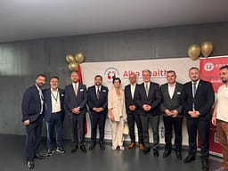 AlbaHealth nis misionin për bashkimin e profesionistëve shqiptarë të shëndetësisë në Zvicër AlbaHealth nis misionin për bashkimin e profesionistëve shqiptarë të shëndetësisë në Zvicër