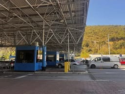 Lirohet nga autoritetet kroate Bajram Bajrami, ishte ndaluar me urdhër-arrest të Serbisë Lirohet nga autoritetet kroate Bajram Bajrami, ishte ndaluar me urdhër-arrest të Serbisë