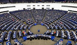 Thirrje urgjente Brukselit – Mbi 100 eurodeputetë kërkojnë zhbllokimin e 200 miliardë eurove asete ruse për Ukrainën Thirrje urgjente Brukselit – Mbi 100 eurodeputetë kërkojnë zhbllokimin e 200 miliardë eurove asete ruse për Ukrainën