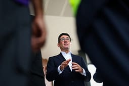 Britania: Do ta mbështesim Ukrainën 100%, pavarësisht kërcënimeve të Rusisë Britania: Do ta mbështesim Ukrainën 100%, pavarësisht kërcënimeve të Rusisë