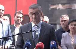 Mickoski: Rritja e prodhimit industrial prej 3.4% në tremujorin e dytë është tregues se gjendja është stabilizuar Mickoski: Rritja e prodhimit industrial prej 3.4% në tremujorin e dytë është tregues se gjendja është stabilizuar