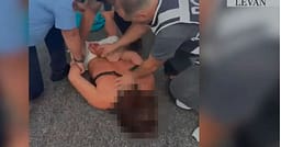 Vrasja e 20-vjeçarit në Ksamil, publikohen pamjet e arrestimit të Sokrat Vatës (VIDEO) Vrasja e 20-vjeçarit në Ksamil, publikohen pamjet e arrestimit të Sokrat Vatës (VIDEO)