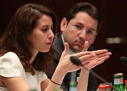 Kërcënimi i Trumpit për ta bombarduar Omanin “s’është kredibil”, thotë ekspertja Kërcënimi i Trumpit për ta bombarduar Omanin “s’është kredibil”, thotë ekspertja