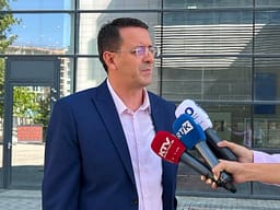Prokurori: I dyshuari e pranoi se ishte rekrutuar nga BIA dhe kishte kontakte të vazhdueshme me zyrtarët serbë Prokurori: I dyshuari e pranoi se ishte rekrutuar nga BIA dhe kishte kontakte të vazhdueshme me zyrtarët serbë