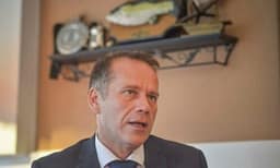 “Pse bash Vjosa Osmani?”, Arifi: Çka ka Lumir Abdixhiku që nuk bëhet president, çka ka Luta?” “Pse bash Vjosa Osmani?”, Arifi: Çka ka Lumir Abdixhiku që nuk bëhet president, çka ka Luta?”