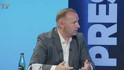 Zemaj: Kurti e quajti kryetarin tim “hajvan”, dhe kur Abdixhiku propozoi “Qeverinë e Unitetit”, pushteti thoshte LDK s’po mundet pa PDK-në Zemaj: Kurti e quajti kryetarin tim “hajvan”, dhe kur Abdixhiku propozoi “Qeverinë e Unitetit”, pushteti thoshte LDK s’po mundet pa PDK-në