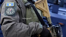 Policia në Ferizaj parandalon një rast të rëndë, neutralizon një 31-vjeçar me armë zjarri në Parkun e Lirisë Policia në Ferizaj parandalon një rast të rëndë, neutralizon një 31-vjeçar me armë zjarri në Parkun e Lirisë