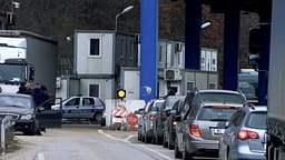 Fluks në dalje nga Kosova, deri në 35 minuta pritje në Dheu i Bardhë Fluks në dalje nga Kosova, deri në 35 minuta pritje në Dheu i Bardhë