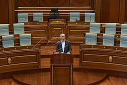 Nura: Fitorja në zgjedhje nuk është licencë për ta mbajtur shtetin peng Nura: Fitorja në zgjedhje nuk është licencë për ta mbajtur shtetin peng