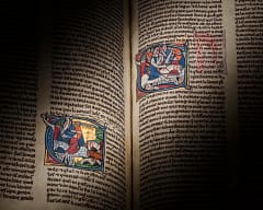 Dorëshkrimi 700-vjeçar i Mbretit Artur del në ankand, vlerësohet deri në 2 milionë paund Dorëshkrimi 700-vjeçar i Mbretit Artur del në ankand, vlerësohet deri në 2 milionë paund