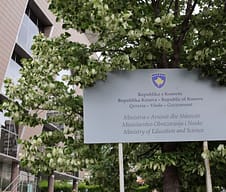 Ministria e Arsimit ka një thirrje për prindërit Ministria e Arsimit ka një thirrje për prindërit