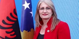 Teuta Haxhiu nga Aleanca kritikon vonesën e katalogut të teksteve: Prindërit janë vënë nën presion Teuta Haxhiu nga Aleanca kritikon vonesën e katalogut të teksteve: Prindërit janë vënë nën presion
