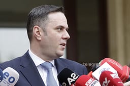 Abdixhiku: I kërkova Osmanit të ndihmonte LDK-në, pa të do ta kishim më vështirë Abdixhiku: I kërkova Osmanit të ndihmonte LDK-në, pa të do ta kishim më vështirë