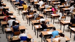 Mbi 55% e nxënësve kalojnë Testin e Maturës Mbi 55% e nxënësve kalojnë Testin e Maturës