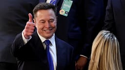 Musk hedh një tjetër hap në kompaninë e tij, SpaceX blen gjigantin e kodimit me Inteligjencë Artificiale Musk hedh një tjetër hap në kompaninë e tij, SpaceX blen gjigantin e kodimit me Inteligjencë Artificiale