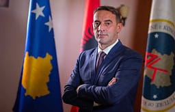 Daut Haradinaj: Kurrë s’kemi qenë më larg Shqipërisë, e kurrë nuk ka qenë më i theksuar ndikimi serb në Kosovë sesa tani Daut Haradinaj: Kurrë s’kemi qenë më larg Shqipërisë, e kurrë nuk ka qenë më i theksuar ndikimi serb në Kosovë sesa tani