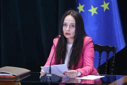 Ministrja shqiptare, homologut serb për Ibrin: Lumi dhe historia rrjedhin përpara Ministrja shqiptare, homologut serb për Ibrin: Lumi dhe historia rrjedhin përpara