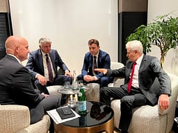 Ahmeti dhe Sela takojnë kongresmenin Keith: Marrëveshja e Ohrit po pëson erozion Ahmeti dhe Sela takojnë kongresmenin Keith: Marrëveshja e Ohrit po pëson erozion