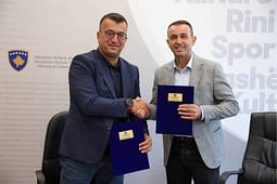 Mbi 1.7 milionë euro investohen në palestrën sportive në Istog Mbi 1.7 milionë euro investohen në palestrën sportive në Istog