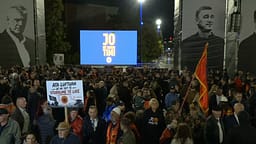 Protesta “Jo në emrin tim” vazhdon për të shtatën natë në Prishtinë Protesta “Jo në emrin tim” vazhdon për të shtatën natë në Prishtinë