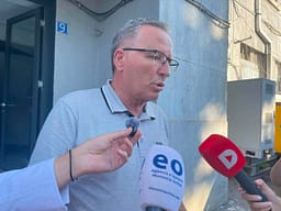Hamza pas mbledhjes së Kryesisë: Kurti nuk ka qëllim t’i japë vendit institucione Hamza pas mbledhjes së Kryesisë: Kurti nuk ka qëllim t’i japë vendit institucione