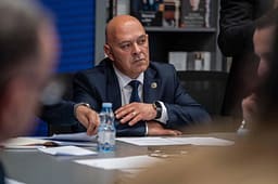 Gjini shpërthen në kritika ndaj Kurtit: Po ia qet faqen e zezë Kosovës, ka për t’u gjykuar rëndë për këtë fatkeqësi që po gatuan Gjini shpërthen në kritika ndaj Kurtit: Po ia qet faqen e zezë Kosovës, ka për t’u gjykuar rëndë për këtë fatkeqësi që po gatuan