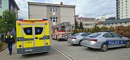 Ushtrim simulues për evakuim dhe reagim në rast zjarri në një shkollë në Ferizaj Ushtrim simulues për evakuim dhe reagim në rast zjarri në një shkollë në Ferizaj