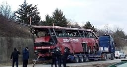 Të gjithë të akuzuarit për “Llaskarcën” lirohen nga burgu, do të hiqet fletarresti për të arratisurin Remzi Miftari Të gjithë të akuzuarit për “Llaskarcën” lirohen nga burgu, do të hiqet fletarresti për të arratisurin Remzi Miftari