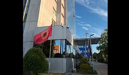 PDK kërkon konstituimin e menjëhershëm të Kuvendit: Përfundoni krizën shtetërore PDK kërkon konstituimin e menjëhershëm të Kuvendit: Përfundoni krizën shtetërore