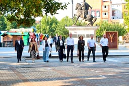 PDK përsëri para Qeverisë, thirrje Kurtit: Eja në Kuvend PDK përsëri para Qeverisë, thirrje Kurtit: Eja në Kuvend