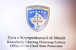 U shpallën të pafajshëm për vrasjen në Gllogjan, Kryeprokurori i Shtetit kërkon raport me shkrim nga Prokuroria në Pejë për kronologjinë e veprimeve U shpallën të pafajshëm për vrasjen në Gllogjan, Kryeprokurori i Shtetit kërkon raport me shkrim nga Prokuroria në Pejë për kronologjinë e veprimeve