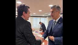 Kurti në takim me kryeministrin kroat: Aktgjykimi i pasaktë e i rëndë, si dy vende që luftuan me regjimin e Millosheviqit dihet se kush ka kryer krime Kurti në takim me kryeministrin kroat: Aktgjykimi i pasaktë e i rëndë, si dy vende që luftuan me regjimin e Millosheviqit dihet se kush ka kryer krime