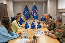 KFOR: Për statusin e Urës së Ibrit të pyeten BE dhe institucionet e Kosovës, po i përkrahim përpjekjet diplomatike KFOR: Për statusin e Urës së Ibrit të pyeten BE dhe institucionet e Kosovës, po i përkrahim përpjekjet diplomatike