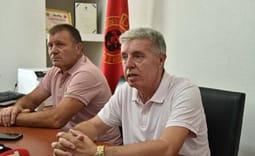 Shoqata e Familjeve të Dëshmorëve dhe ajo e Invalidëve bëjnë thirrje për pjesëmarrje në marshin e ”Liria ka Emër” Shoqata e Familjeve të Dëshmorëve dhe ajo e Invalidëve bëjnë thirrje për pjesëmarrje në marshin e ”Liria ka Emër”