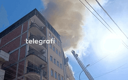 Policia jep detaje për zjarrin në ndërtesën e banimit në Prishtinë, shtatë persona u lënduan Policia jep detaje për zjarrin në ndërtesën e banimit në Prishtinë, shtatë persona u lënduan