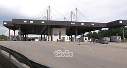 Policia sekuestron arsenal armësh, nga Podujeva planifikohej të transportoheshin në Gjermani Policia sekuestron arsenal armësh, nga Podujeva planifikohej të transportoheshin në Gjermani