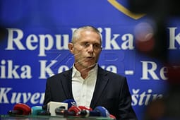 Ramadani: Moskonstituimi i Kuvendit thelbi i krizës, LVV-ja në “panik ligjor” Ramadani: Moskonstituimi i Kuvendit thelbi i krizës, LVV-ja në “panik ligjor”