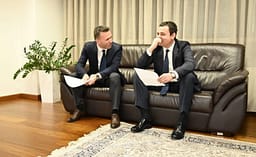 Zulfaj ia numëron të drejtat, pasi ministri i Beogradit tha se serbët në Kosovë janë “grupi etnik më i shtypur në Evropë” Zulfaj ia numëron të drejtat, pasi ministri i Beogradit tha se serbët në Kosovë janë “grupi etnik më i shtypur në Evropë”