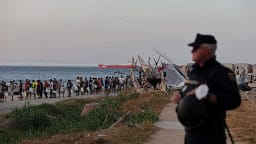 Inteligjenca spanjolle paralajmëroi një ditë më herët për hyrjen masive të migrantëve në Ceuta Inteligjenca spanjolle paralajmëroi një ditë më herët për hyrjen masive të migrantëve në Ceuta