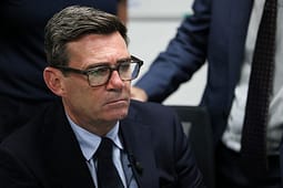 Kryeministri britanik ia kthen letrën Kurtit: Shpresoj të formohet shpejt Qeveria që ta thellojmë bashkëpunimin Kryeministri britanik ia kthen letrën Kurtit: Shpresoj të formohet shpejt Qeveria që ta thellojmë bashkëpunimin