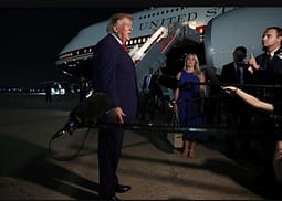 A do të kandidojë në 2028? Trump: Do të doja, por ligji është shumë i rreptë A do të kandidojë në 2028? Trump: Do të doja, por ligji është shumë i rreptë