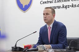 Elezi: Numërimi i votave me postë pritet të përfundojë në mesjavë, pason numërimi i votave me kusht Elezi: Numërimi i votave me postë pritet të përfundojë në mesjavë, pason numërimi i votave me kusht